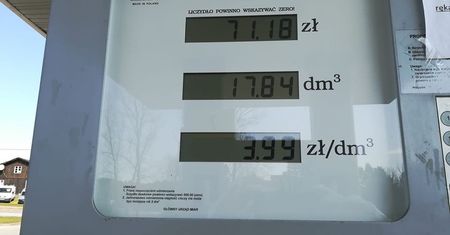 Kierowcy, tankujcie pod korek, póki tanio! Paliwo będzie drożeć