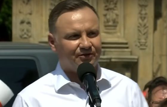 Andrzej Duda kontra LGBT. "Ostra linia dobra tylko na pierwszą turę. Przekracza granicę tego, co polityk może”