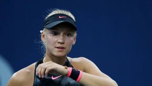 WTA Nanchang: Jelena Rybakina w półfinale po bitwie z Viktoriją Golubić. Awans Shuai Peng