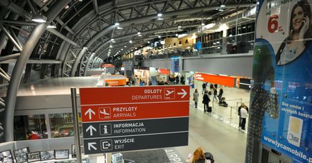 Wszystkie loty wstrzymane. Poważna awaria na lotnisku Warszawa-Modlin
