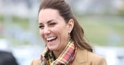 Księżna Kate w ulubionym płaszczu. Znów wszyscy patrzyli wyłącznie na nią