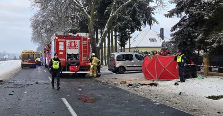 Tragiczny wypadek. Dwie osoby nie żyją, w tym 8-letnie dziecko