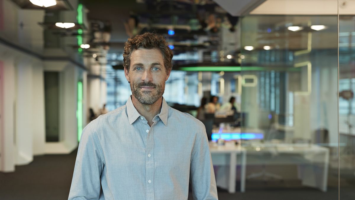 Lęk przed skokiem w nieznane, brak uśmiechu, negatywne nastawienie czy niepojawianie się na spotkaniach. Odnoszący sukcesy przedsiębiorcy wskazują błędy, których trzeba unikać jak ognia. Fototgrafia ma charakter ilustracyjny