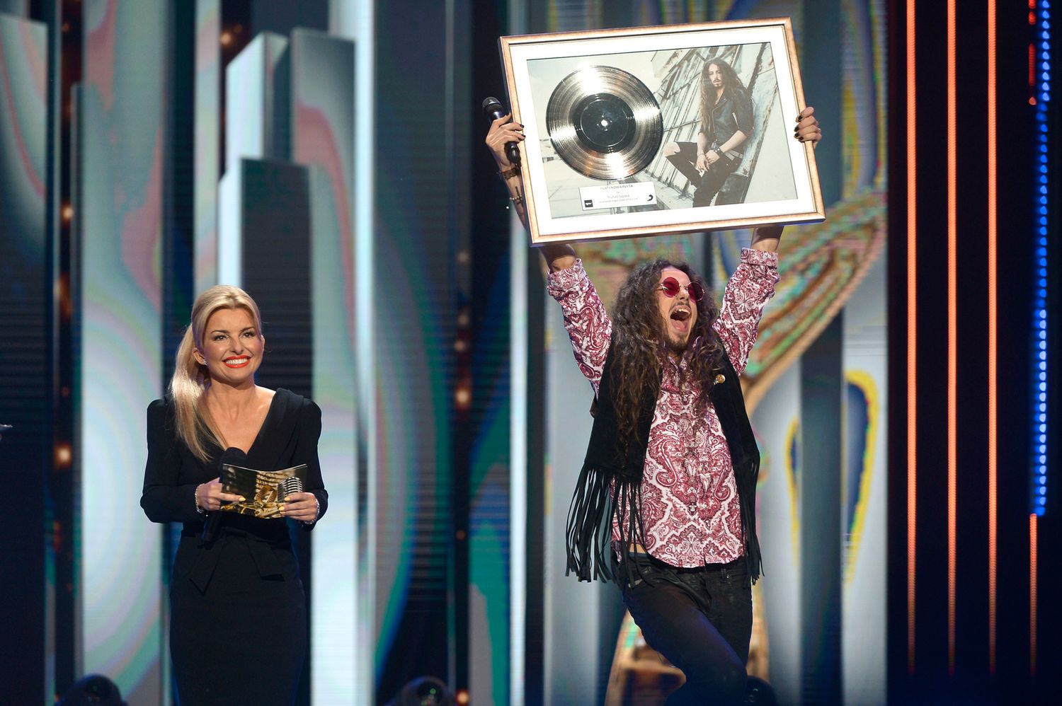 Michał Szpak z płytą Byle być sobą