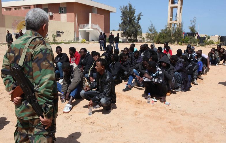 Nielegalni imigranci z Afryki w Libii
