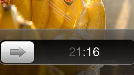 Dowolne informacje na suwaku odblokowującym iOS 1