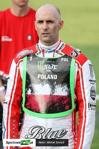 W 2010 roku Tomasz Gollob zdobył złoto w IMŚ, ale także poprowadził Polskę do kolejnego triumfu w DPŚ