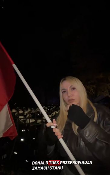 Marianna Schreiber na proteście opozycji pod TK
