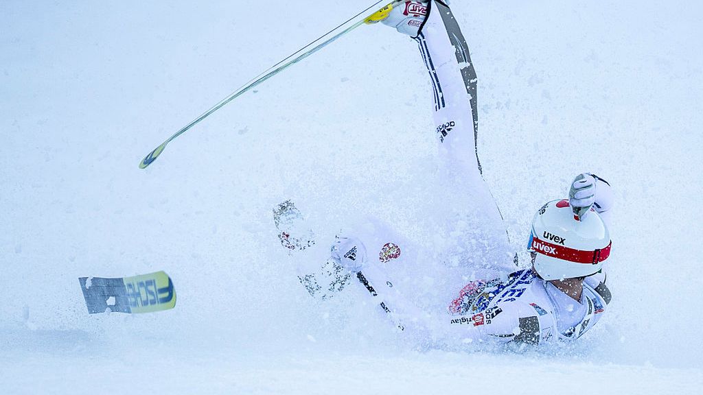 Getty Images / Jan Hetfleisch / Na zdjęciu: Robert Kranjec upada w Planicy