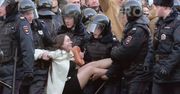 "Rosja kontra Rosja". Przerażający obraz kraju Putina. Film powstał tuż przed wojną
