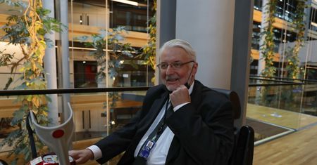 Poruszające słowa. Waszczykowski: Pan Bóg zabrał mi nogi