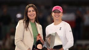 Pojawiła się na korcie. To ona wręczyła trofeum Idze Świątek