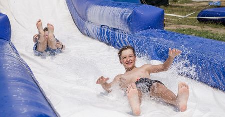 Park wodny pod gołym niebem. Nowa atrakcja niedaleko Warszawy