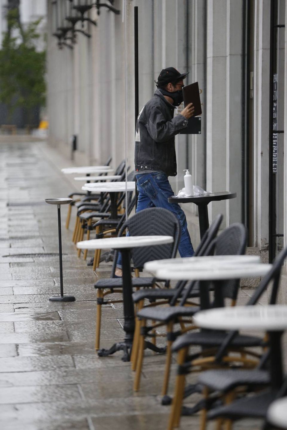 Kuba Wojewódzki w drodze do pracy