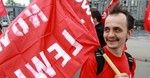 Pochód Lewicy: "Niech bogaci płacą za kryzys"