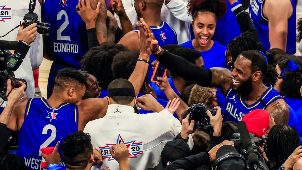 Zdjęcie okładkowe artykułu: PAP/EPA / NUCCIO DINUZZO / Na zdjęciu: Russell Westbrook i LeBron James cieszą się ze zwycięstwa w Meczu Gwiazd NBA