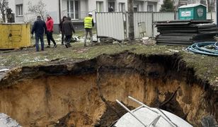 Ziemia zapadła się w niecodziennym miejscu. Mieszkańcy w strachu
