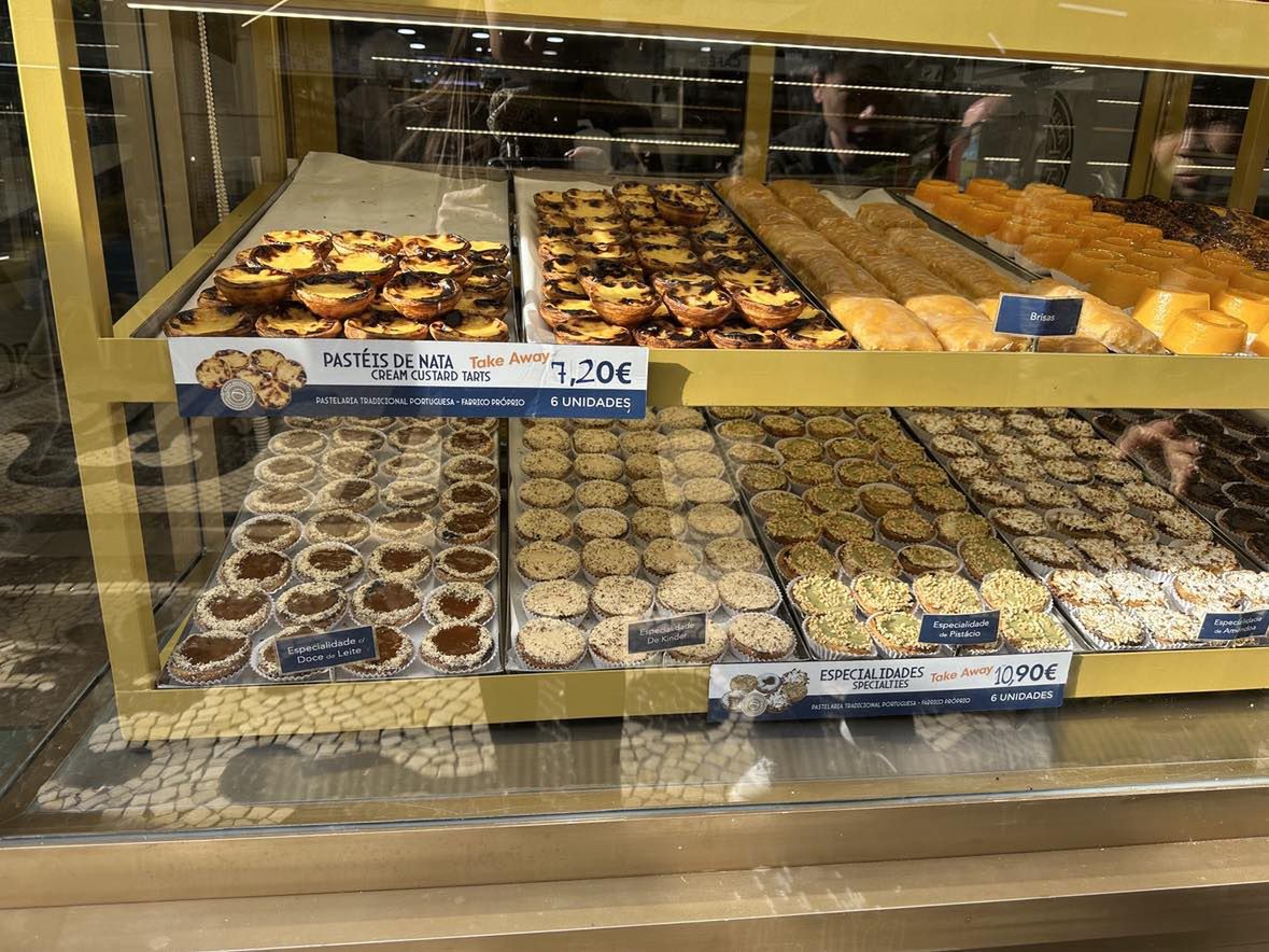 Ceny pastéis de nata oscylują w okolicach niewiele ponad 1 euro 