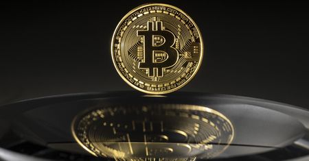 Bitcoin zmienił wartość. Takiej sytuacji nie było od 20 miesięcy