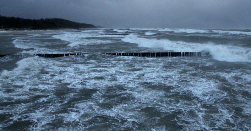 Ustronie Morskie - zniknęła bałtycka plaża