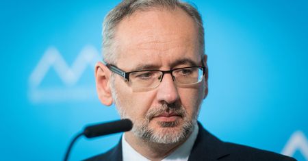 Koronawirus w szkołach. Minister zdrowia: efekt otwarcia szkół pojawi się na początku października