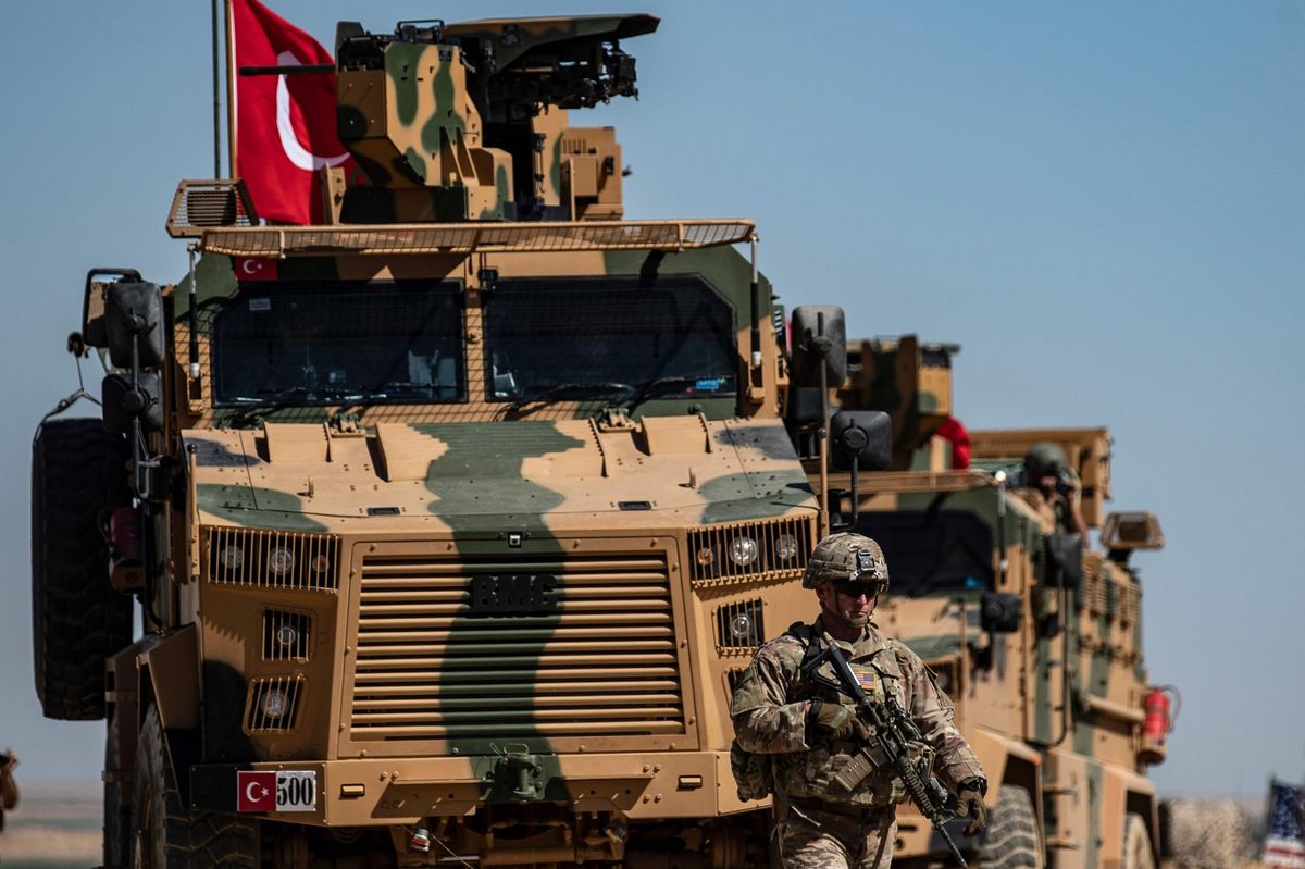Turcja rozpoczyna inwazję na Syrię. Dla ISIS to szansa na odrodzenie. Będzie kolejna fala uchodźców?