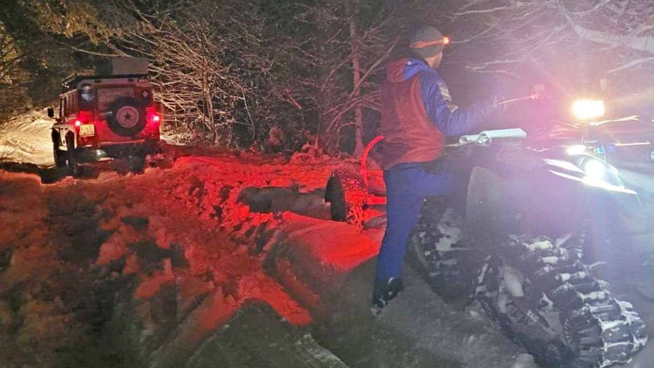 Zamarznięte zwłoki kobiety w Beskidzie Wyspowym. Na ciało natknęli się przypadkowi turyści