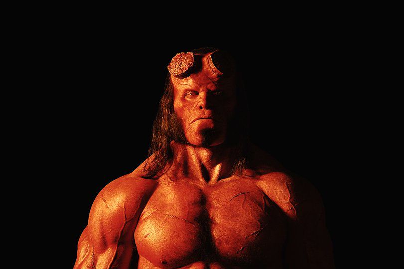 Oto nowy "Hellboy". David Harbour jest nie do poznania!