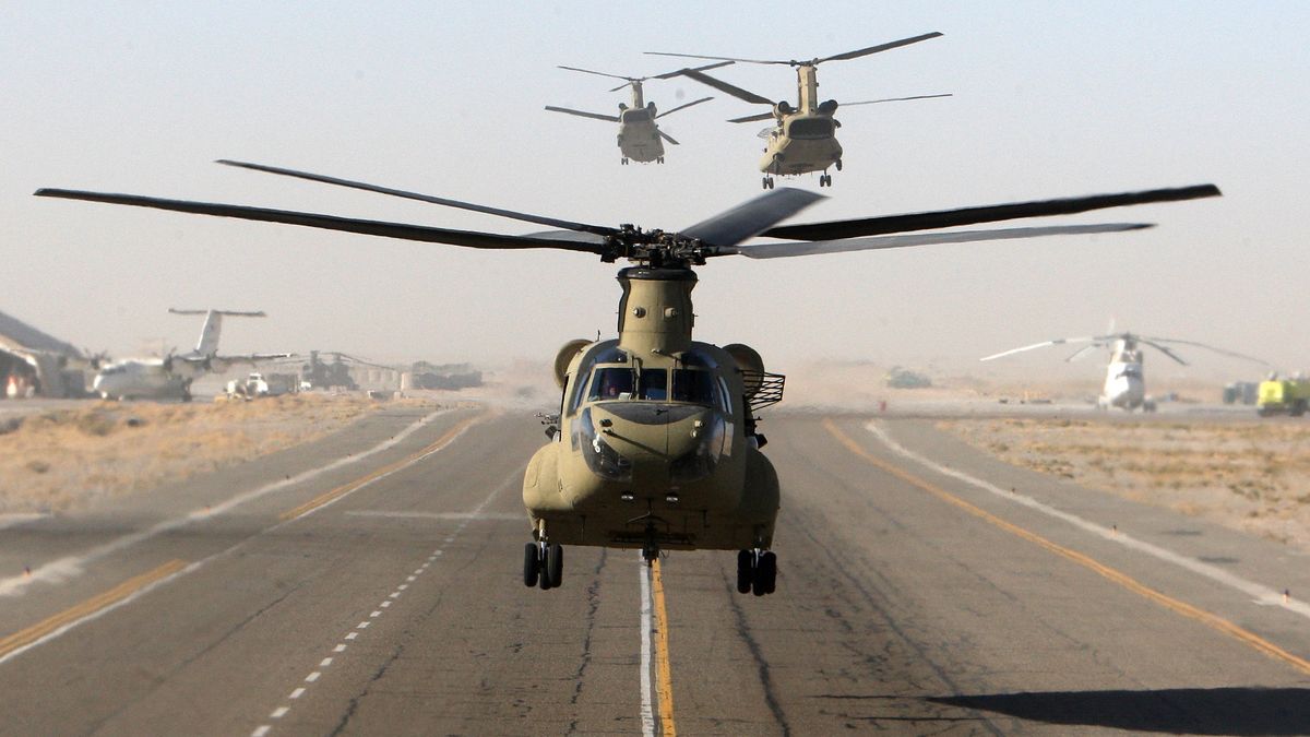 Boeing CH-47F 