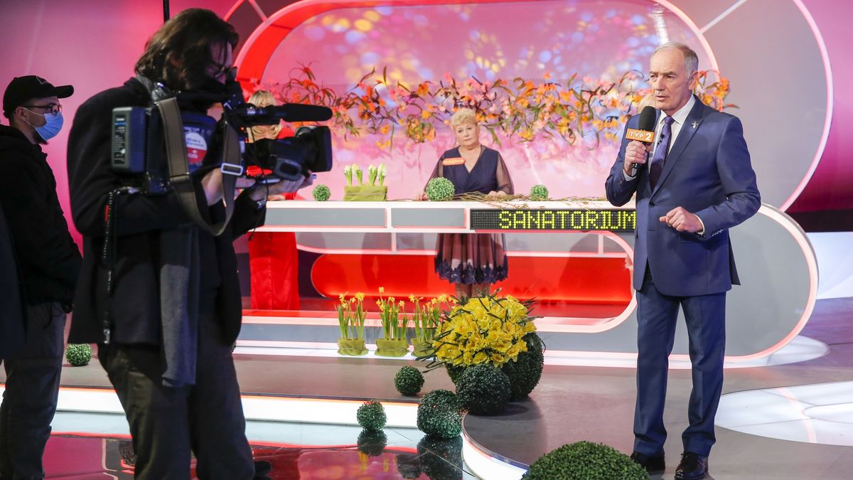 Karol Strasburger od wielu lat prowadzi "Familiadę"