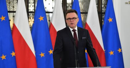 Sejm lepszy niż patostreamerzy. Transmisje obrad hitem YouTube'a