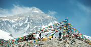 Nie chcą "radosnej turystyki" na Mount Everest. Będą limity