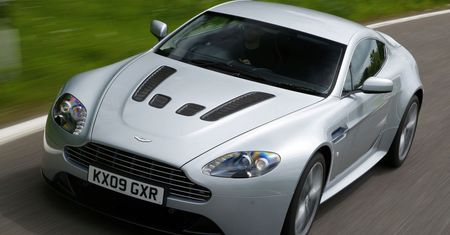 To już koniec Astona Martina V12 Vantage?