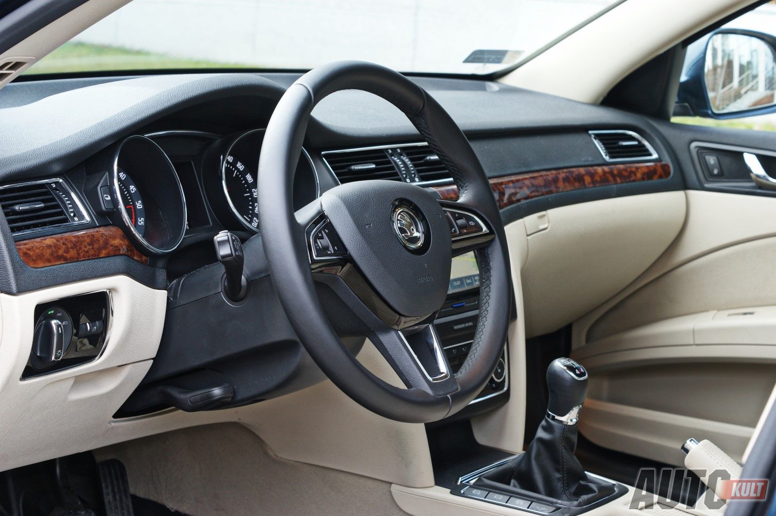Škoda Superb Combi 2.0 TDI 4x4 Elegance - test [galeria] 9
