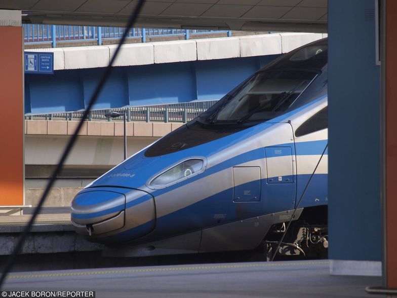 Pendolino z wi-fi? Najwcześniej w wakacje. O ile producent wykaże "dobrą wolę"