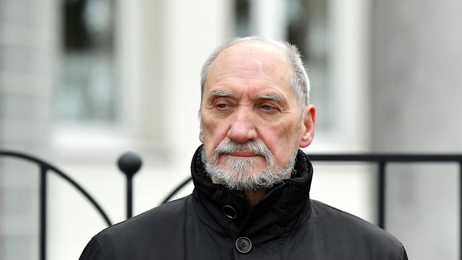 W poniedziałek zostanie przedstawiony raport ws. katastrofy smoleńskiej. Antoni Macierewicz potwierdza 