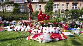 Znicze i kwiaty. Kibice Liverpoolu pożegnali Jotę