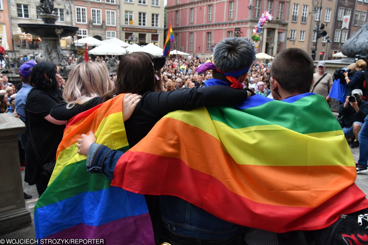 Miasta solidaryzują się z Białymstokiem po Marszu Równości. Tłumy ludzi w Gdańsku