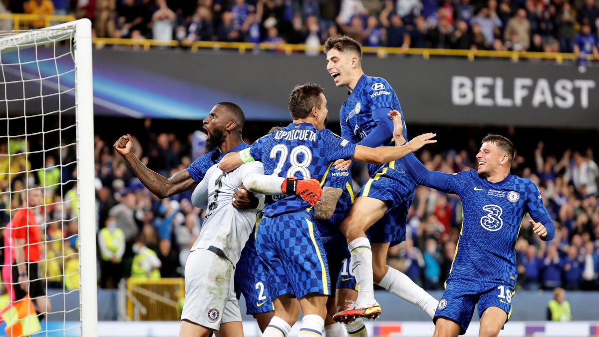 PAP/EPA / Na zdjęciu: piłkarze Chelsea FC