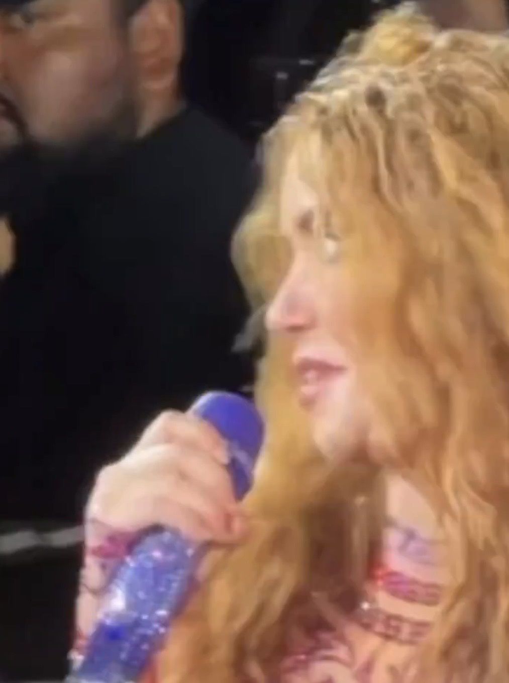 Shakira zobaczyła maskę Pique 