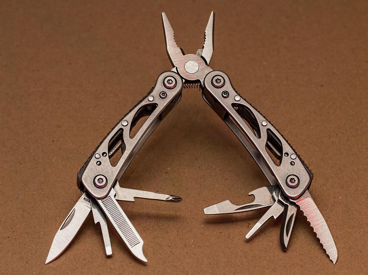 Multitool przyda się w każdej sytuacji