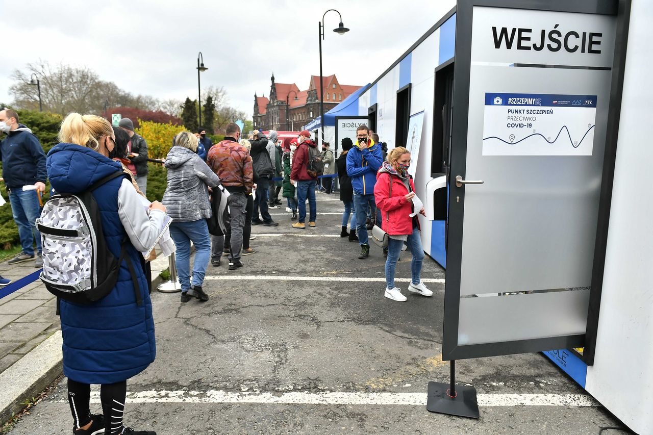 Szczepienia bez zapisów. Koniec akcji. To bez wątpienia był sukces