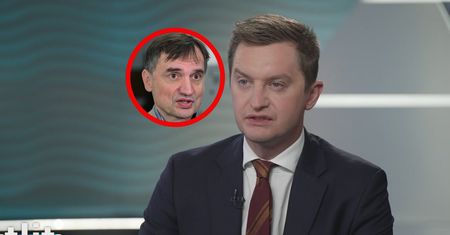 Przesłuchanie Ziobry. "Poskładałby tych naleśników"