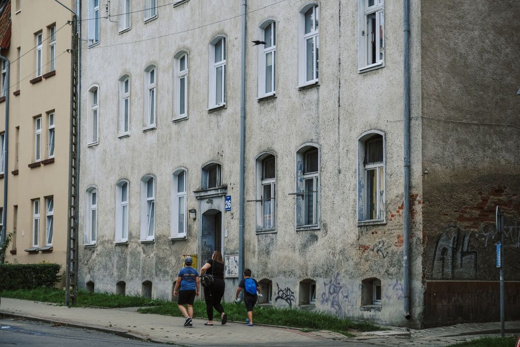 Duże miasto wprowadza kaucje. Nie chce tracić milionów na remonty
