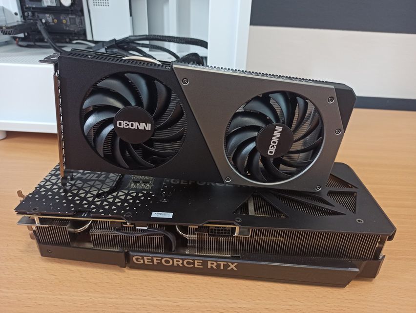 RTX 4060 vs. RTX 4080.