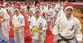 Sandomierz: Mikołajkowy Turniej Karate. Sportowy pokaz i moc prezentów