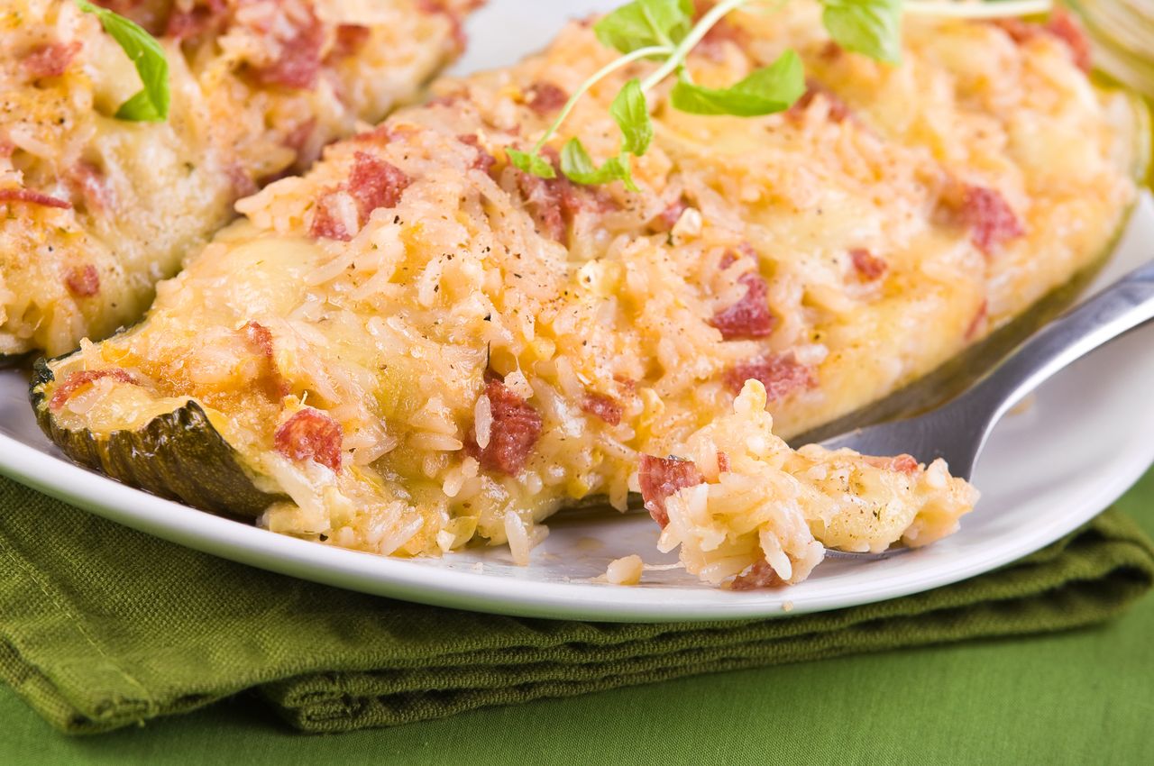 Turkish-style zucchini with raisins