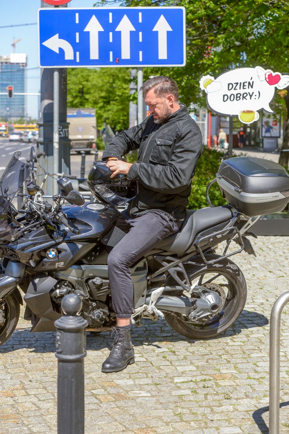 Marcin Prokop na motocyklu