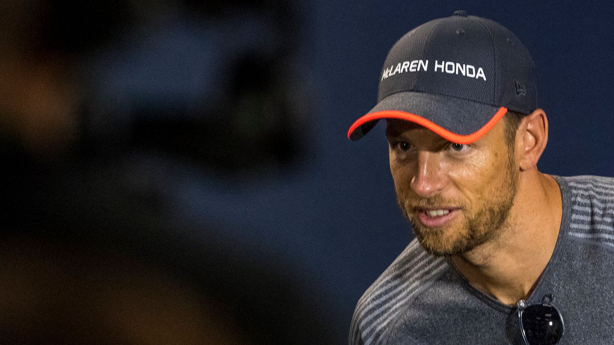PAP/EPA / SRDJAN SUKI / Na zdjęciu: Jenson Button