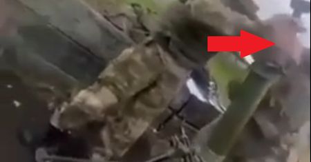 Rosjanie na wojnie. Oto przykład, jak nie strzelać z moździerza